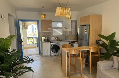 Chalet - 2 Bedrooms - 2 Bathrooms for sale in Mountain View - Ras Al Hekma - North Coast