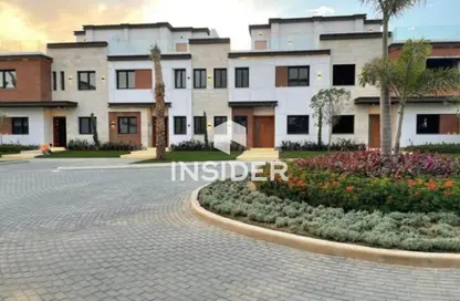 Townhouse - 4 Bedrooms - 4 Bathrooms for sale in Azzar 2 - 5th Settlement Compounds - The 5th Settlement - New Cairo City - Cairo