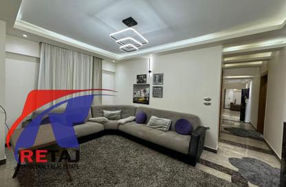 Apartment - 3 Bedrooms - 3 Bathrooms for rent in Lozaka St. - 6th Zone - Nasr City - Cairo