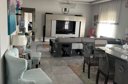 Apartment - 3 - 3 for sale in Garden Residence - Hyde Park - New Cairo City - Cairo
