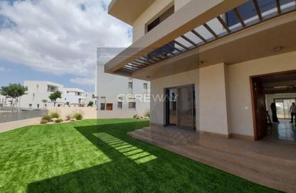 Villa - 6 - 7 for sale in Cairo Gate - Sheikh Zayed Compounds - Sheikh Zayed City - Giza