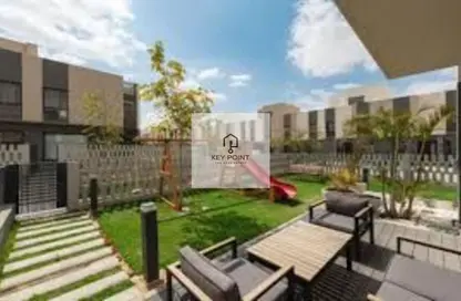 تاون هاوس - 3 غرف نوم - 3 حمامات للبيع في كمبوند البروج - كمبوندات الشروق - مدينة الشروق - القاهرة