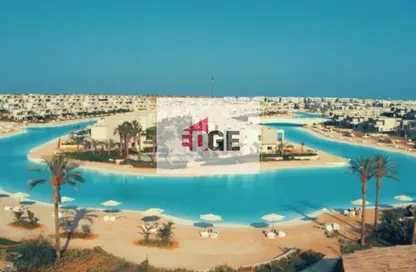 Chalet - 2 Bedrooms - 2 Bathrooms for sale in Azha - Al Ain Al Sokhna - Suez