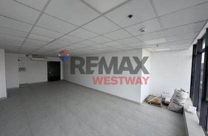 Office Space - 1 Bedroom - 1 Bathroom for rent in The Gate Plaza Mall - 10th District - Sheikh Zayed City - Giza