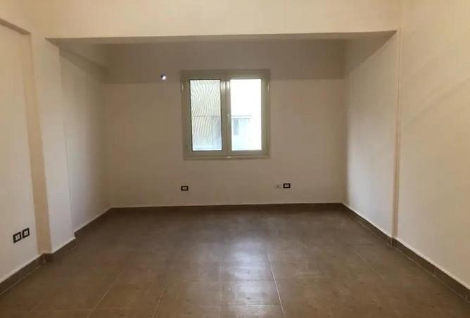 8590660 - Property Image 2