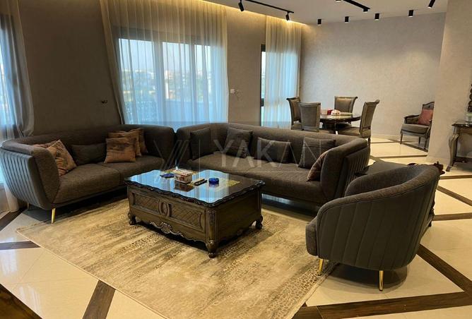 97428234 - Property Image 3