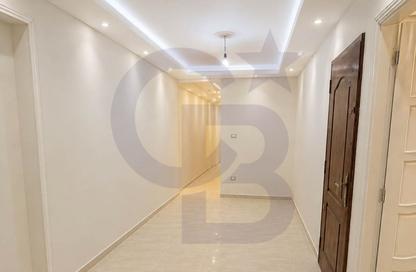 شقة - 3 - 1 للبيع في ميدان سموحة - سموحة - حي شرق - الاسكندرية