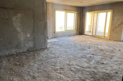 Apartment - 4 Bedrooms - 3 Bathrooms for sale in Stone Residence - 5th Settlement Compounds - The 5th Settlement - New Cairo City - Cairo