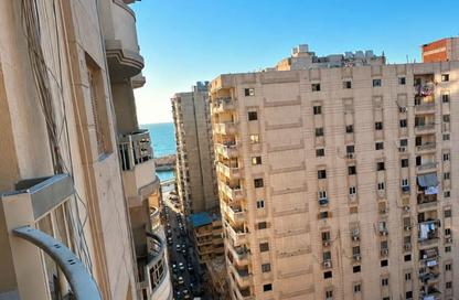 شقة - 3 غرف نوم - 2 حمامات للبيع في شارع جلال حماد - سيدي بشر - حي اول المنتزة - الاسكندرية
