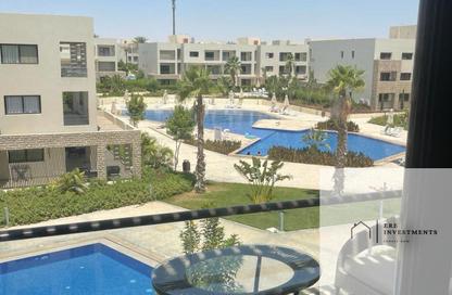 Chalet - 3 Bedrooms - 4 Bathrooms for sale in Azha North - Ras Al Hekma - North Coast