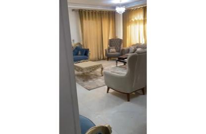 Apartment - 2 Bedrooms - 2 Bathrooms for sale in Stone Residence - 5th Settlement Compounds - The 5th Settlement - New Cairo City - Cairo