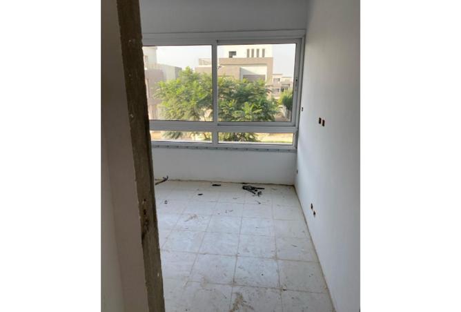 102057352 - Property Image 3
