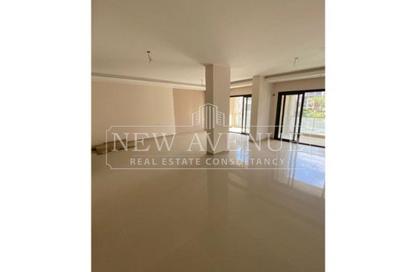 Apartment - 3 Bedrooms - 2 Bathrooms for sale in The Address East - 90 Street - The 5th Settlement - New Cairo City - Cairo