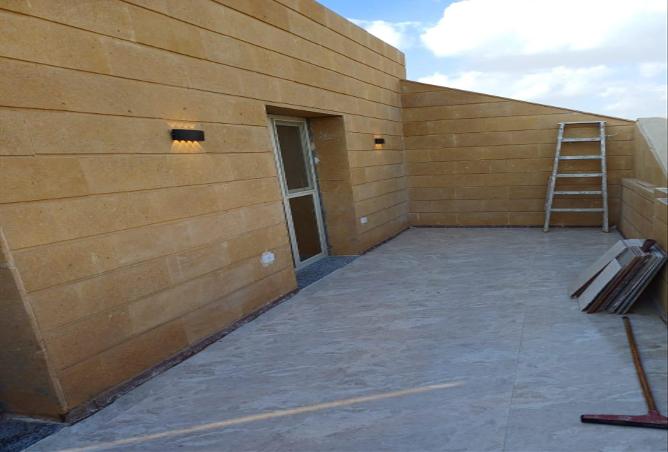 8612812 - Property Image 2