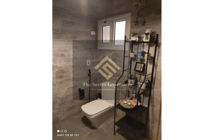 Duplex - 3 Bedrooms - 4 Bathrooms for sale in 3rd Neighborhood - 3rd District East - Shorouk City - Cairo