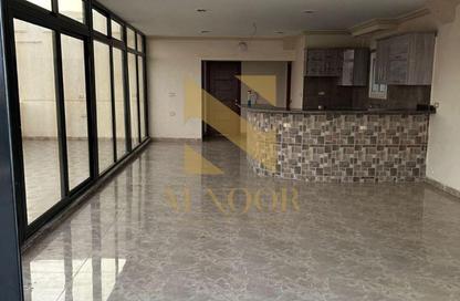 Penthouse - 2 Bedrooms - 1 Bathroom for rent in Al Bostan St. - 9th District - Sheikh Zayed City - Giza