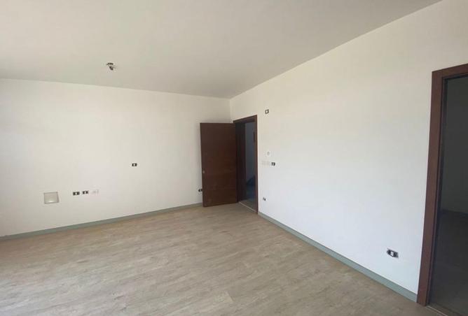 54237199 - صورة العقار 3