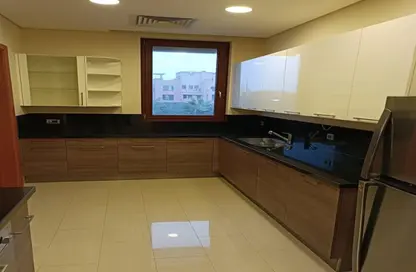 شقة - 2 غرف نوم - 3 حمامات للبيع في فورتي ويست - كمبوندات الشيخ زايد - الشيخ زايد - الجيزة