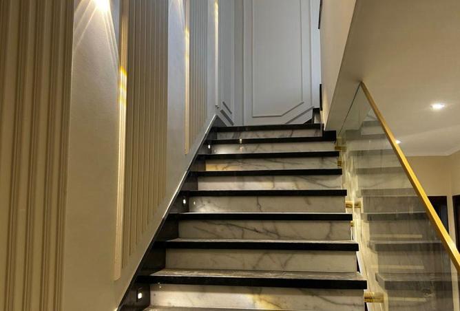 8618971 - Property Image 2