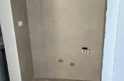 Apartment - 3 - 2 for sale in Mostashareen - North Investors Area - New Cairo City - Cairo