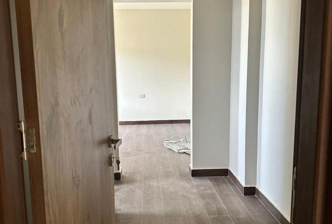 77329532 - Property Image 3