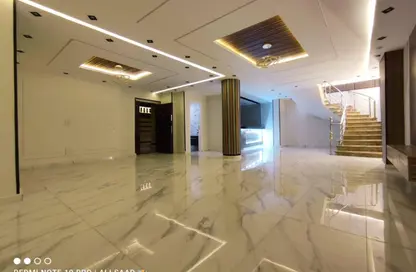 دوبلكس - 3 غرف نوم - 2 حمامات للبيع في البوابة الثانية - احمس - حدائق الاهرام - الجيزة