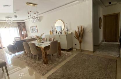 Apartment - 3 Bedrooms - 3 Bathrooms for sale in Moon Residences - Fifth Square - The 5th Settlement - New Cairo City - Cairo