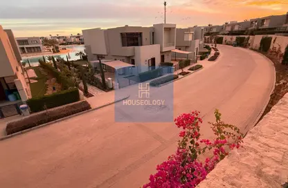 تاون هاوس - 3 غرف نوم - 3 حمامات للبيع في أزهى - العين السخنة - السويس