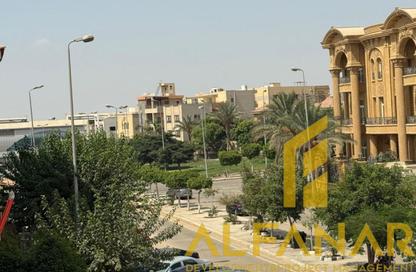 شقة - 3 غرف نوم - 3 حمامات للبيع في شارع بيرم التونسي - النرجس 1 - النرجس - مدينة القاهرة الجديدة - القاهرة