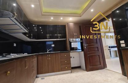 Apartment - 3 Bedrooms - 3 Bathrooms for rent in Tag Sultan - Ring Road - Cairo