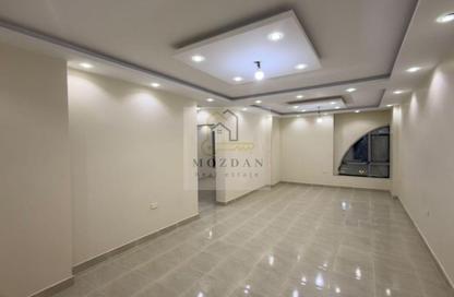 Office Space - Studio - 1 Bathroom for rent in Thirteenth Sector - Zahraa El Maadi - Hay El Maadi - Cairo