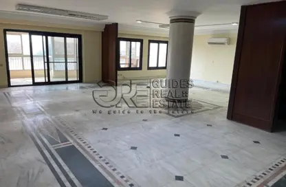 مساحات مكتبية - 8 غرف نوم - 7 حمامات للايجار في شارع كورنيش النيل - المعادي - حي المعادي - القاهرة