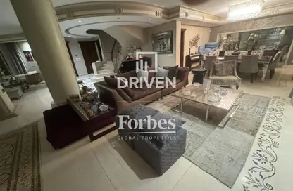 Villa - 4 Bedrooms - 4 Bathrooms for sale in Al  Rabwa - Sheikh Zayed Compounds - Sheikh Zayed City - Giza