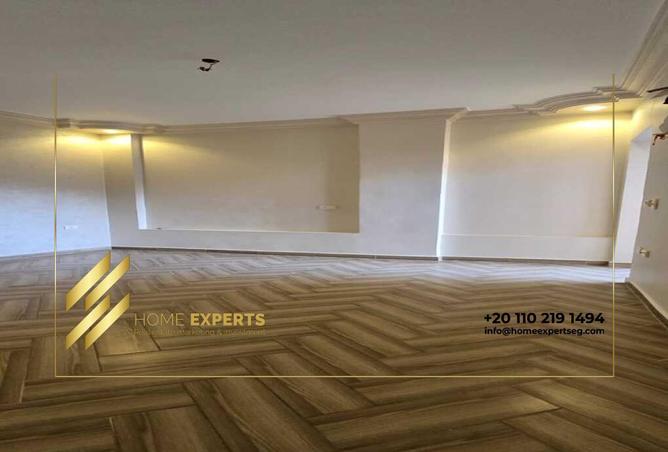 8640738 - Property Image 2