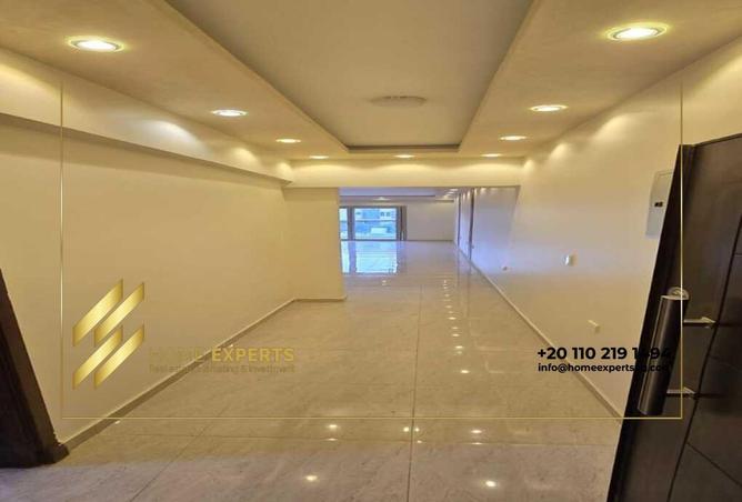 8640738 - Property Image 3