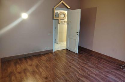 Penthouse - 4 Bedrooms - 4 Bathrooms for sale in Casa - Sheikh Zayed Compounds - Sheikh Zayed City - Giza