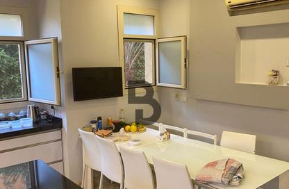 Villa - 5 Bedrooms - 6 Bathrooms for sale in Jeera - 13th District - Sheikh Zayed City - Giza