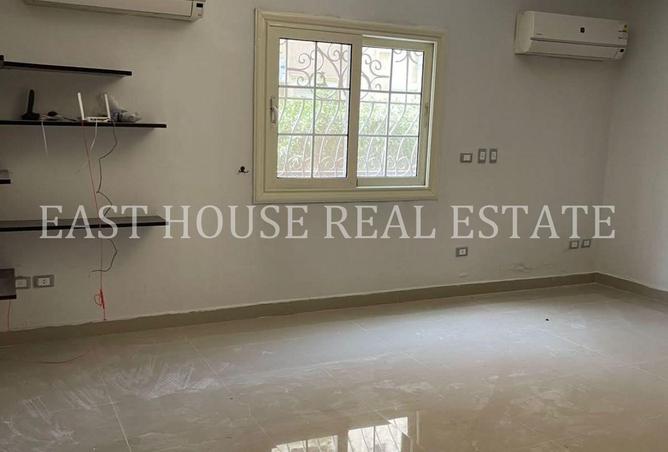 72710113 - Property Image 2