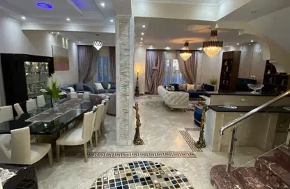 Twin House - 4 Bedrooms - 4 Bathrooms for sale in Hadayek Al Mohandessin - 4th District - Sheikh Zayed City - Giza