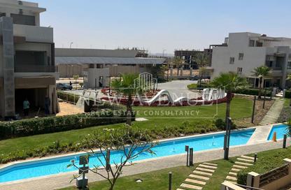 تاون هاوس - 3 غرف نوم - 3 حمامات للبيع في جراندا لايف - كمبوندات الشروق - مدينة الشروق - القاهرة
