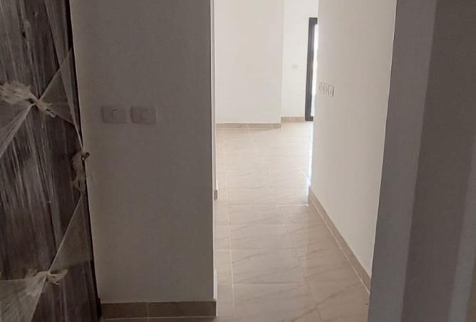 93521379 - Property Image 3