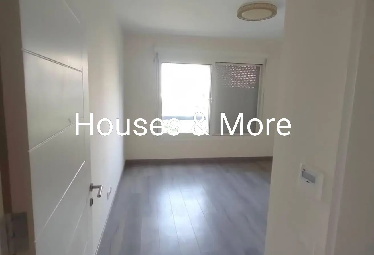 103184476 - Property Main Image