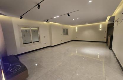 Villa - 3 Bedrooms - 3 Bathrooms for rent in Zahraa El Maadi - Hay El Maadi - Cairo Villa - 3 Bedrooms - 3 Bathrooms for rent in Zahraa El Maadi - Hay El Maadi - Cairo