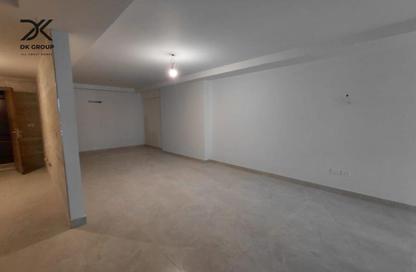 Apartment - 3 Bedrooms - 2 Bathrooms for sale in Sky line - Smouha - Hay Sharq - Alexandria
