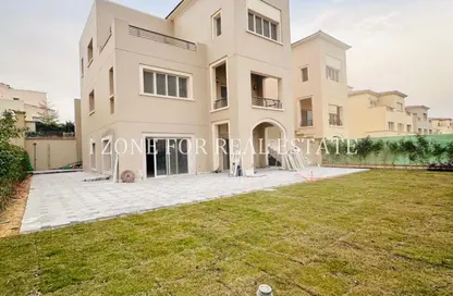 فيلا - 5 غرف نوم - 5 حمامات للايجار في سيليستا هيلز - اب تاون كايرو - المقطم - القاهرة