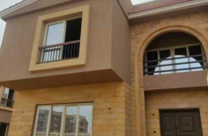 Townhouse - 4 Bedrooms - 2 Bathrooms for sale in Maadi View - El Shorouk Compounds - Shorouk City - Cairo