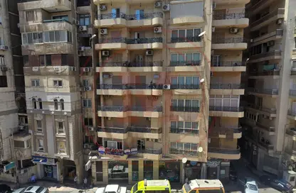 شقة - 3 غرف نوم - 2 حمامات للبيع في شارع دكتور الصابونجي - سابا باشا - حي شرق - الاسكندرية