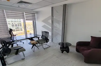 مساحات مكتبية - 3 غرف نوم - 2 حمامات للايجار في كايرو فيستيفال سيتى - المستثمرين الشمالية - مدينة القاهرة الجديدة - القاهرة