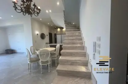 (بنتهاوس  (روف - 3 غرف نوم - 3 حمامات للايجار في جاليريا  مون فالى - المستثمرين الجنوبية - مدينة القاهرة الجديدة - القاهرة