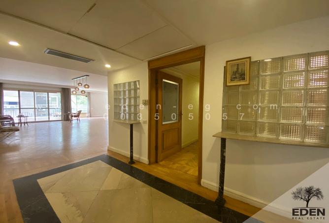 100090939 - Property Image 2